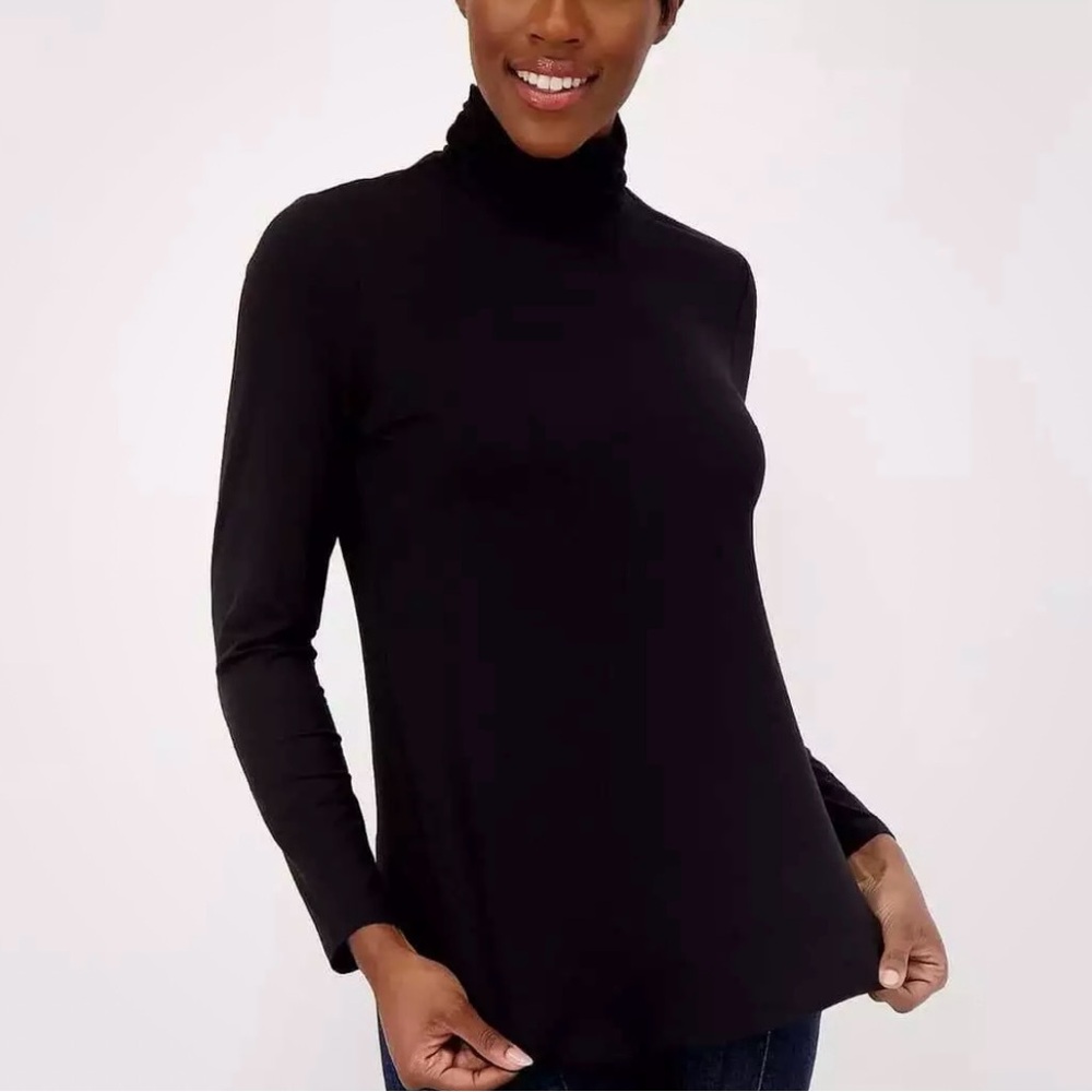 Susan Graver Weekend Cool Touch mock neck top NWOT